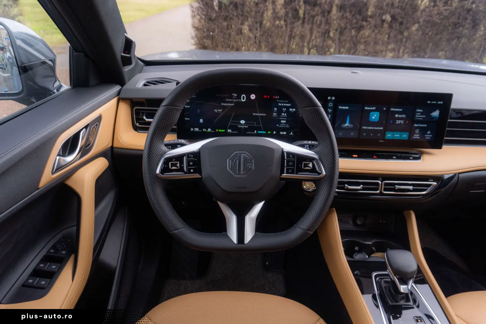 MG EHS PHEV Exclusive