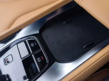 MG EHS PHEV Exclusive