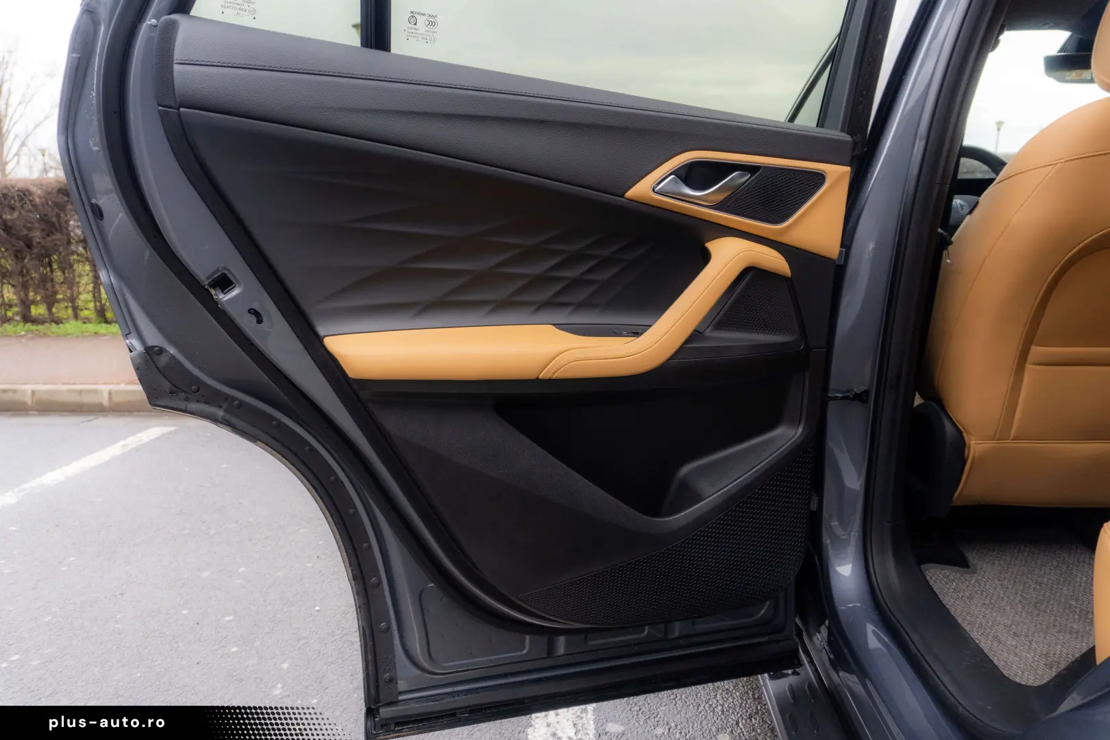 MG EHS PHEV Exclusive