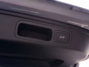 MG EHS PHEV Exclusive