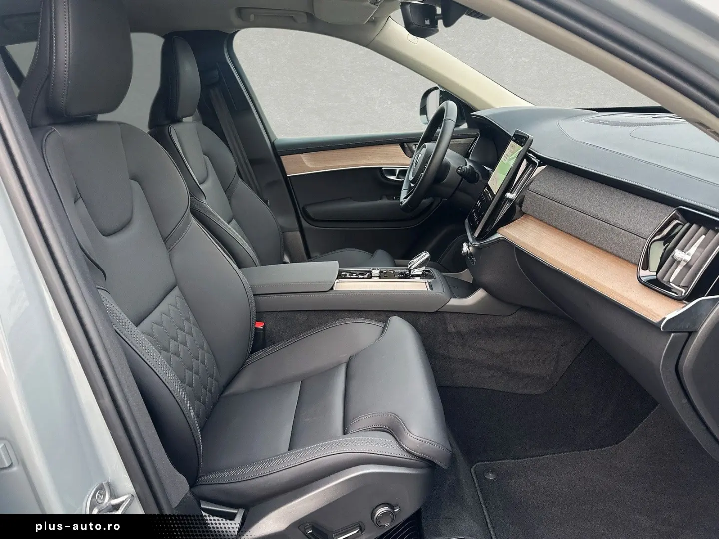 VOLVO XC90 T8 Recharge AWD Plus Dark