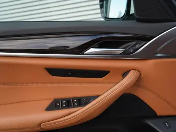 BMW 530d xDrive M Sport LASER HUD KEY