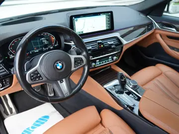 BMW 530d xDrive M Sport LASER HUD KEY