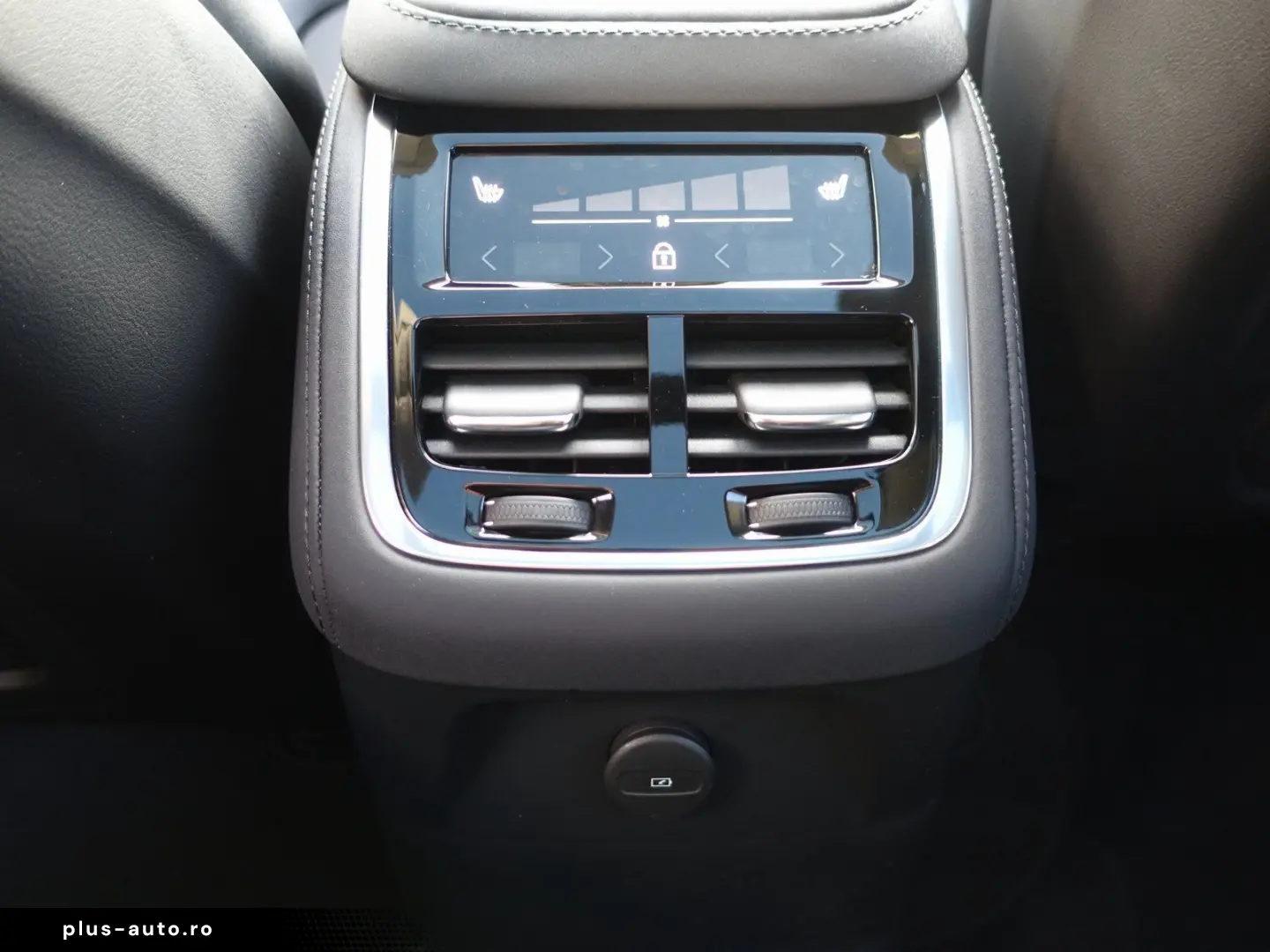 VOLVO XC90 Plus T8 AWD Plug-in Hybrid