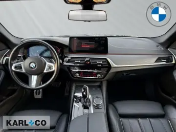 BMW 530 dA xDrive Limo M-Sport Ad. LED Head-Up DAB