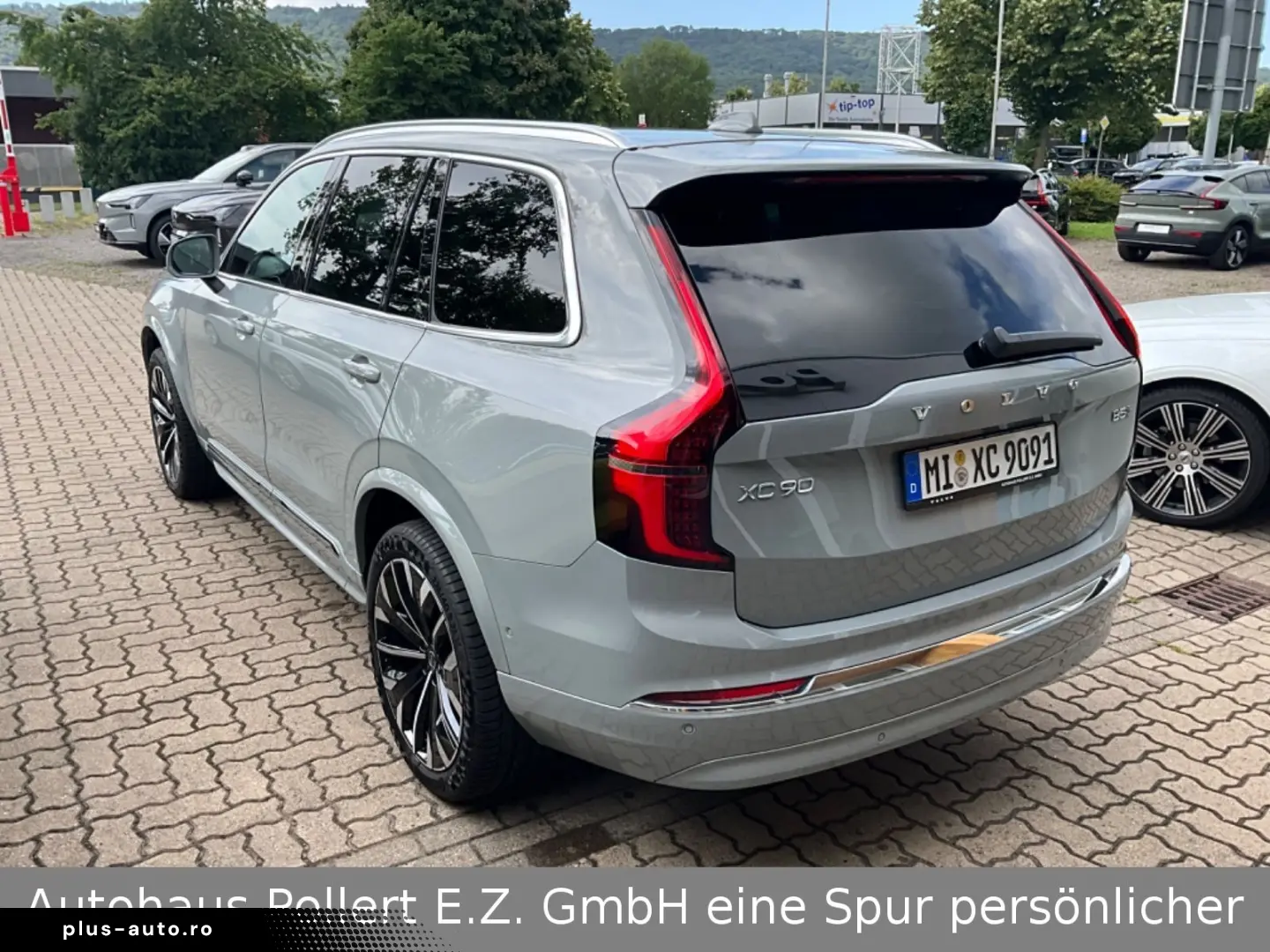 VOLVO XC90 Ultra Bright AWD