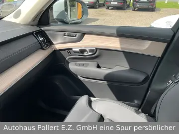 VOLVO XC90 Ultra Bright AWD