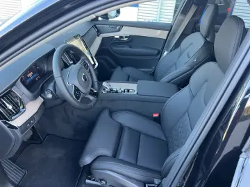 VOLVO XC90 T8 Plug-in Hybrid Plus Bright