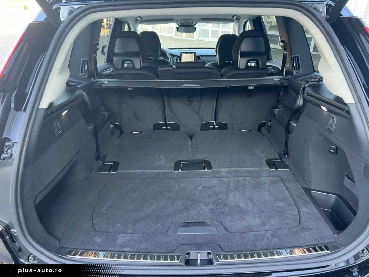 VOLVO XC90 T8 Plug-in Hybrid Plus Bright