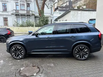 VOLVO XC90 T8 Facelift Plus Dark