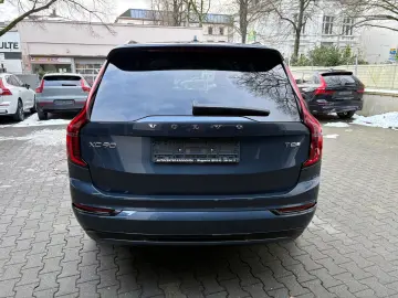 VOLVO XC90 T8 Facelift Plus Dark