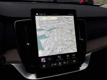 VOLVO XC90 T8 Facelift Plus Dark