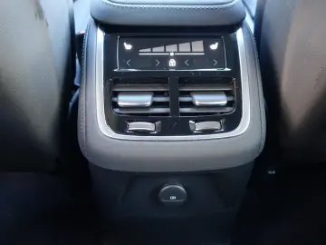 VOLVO XC90 Plus  T8 AWD Plug-in hybrid