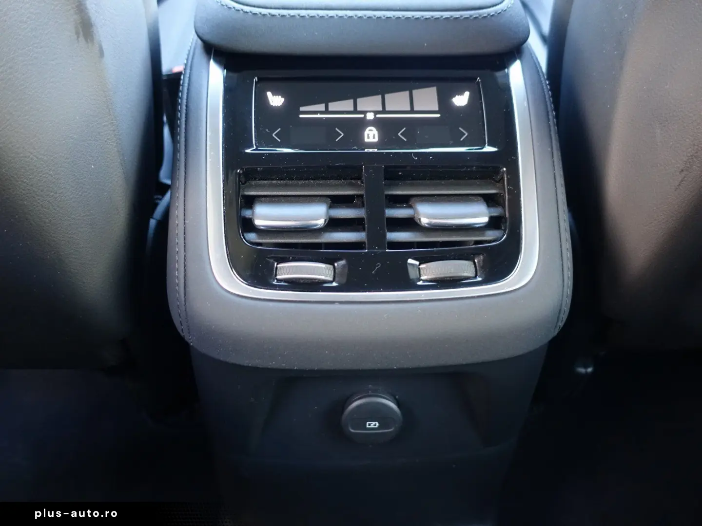 VOLVO XC90 Plus  T8 AWD Plug-in hybrid