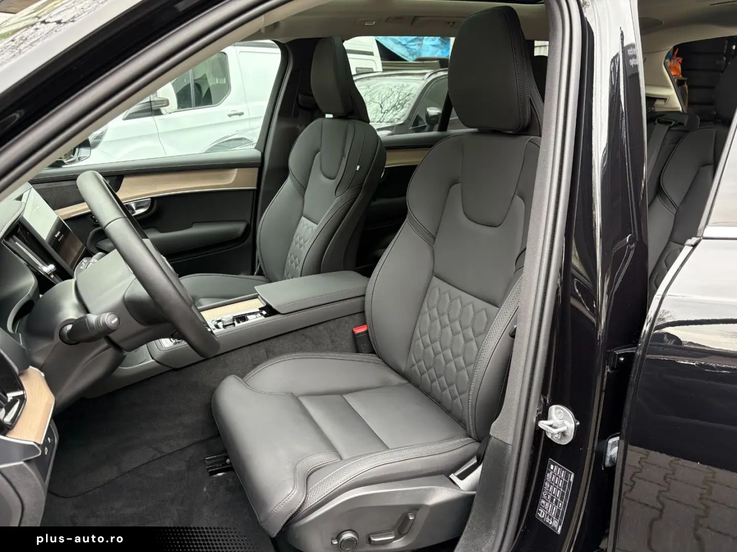 VOLVO XC90 T8 Plus Bright Facelift