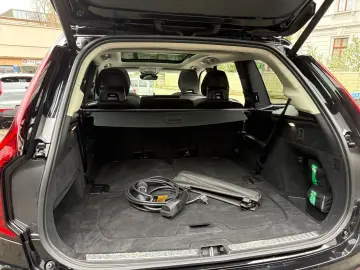 VOLVO XC90 T8 Plus Bright Facelift