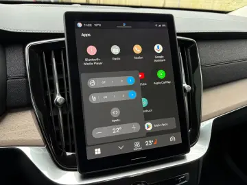 VOLVO XC90 T8 Plus Bright Facelift