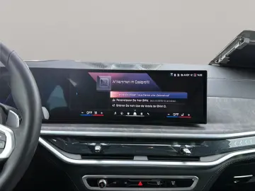 BMW X5 xDrive50e M Sport Bowers & Wilkins AHK LED