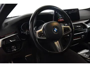 BMW 530 d xDrive M Sport Innovationspaket Businesspa