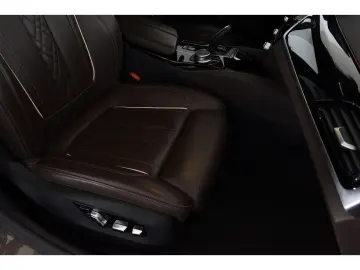 BMW 530 d xDrive M Sport Innovationspaket Businesspa