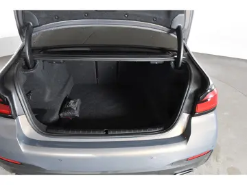 BMW 530 d xDrive M Sport Innovationspaket Businesspa