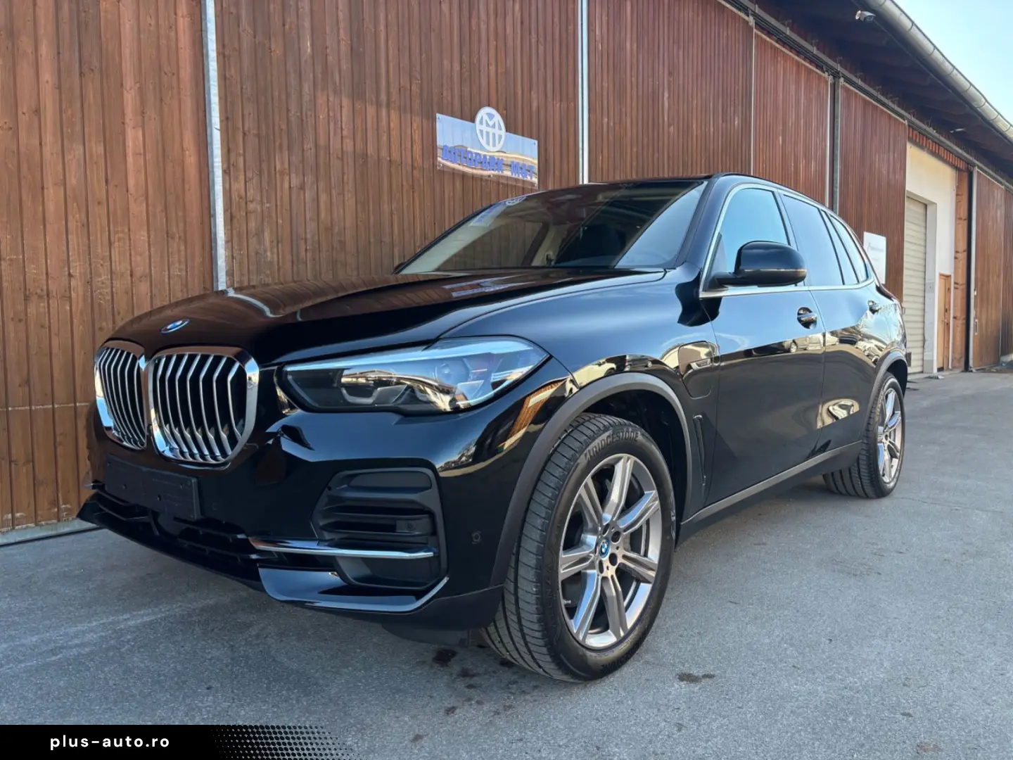 BMW X5 xDrive 45e Leder Navi Panorama AHK HUD Parkas