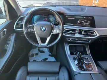 BMW X5 xDrive 45e Leder Navi Panorama AHK HUD Parkas