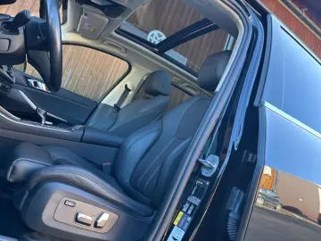 BMW X5 xDrive 45e Leder Navi Panorama AHK HUD Parkas
