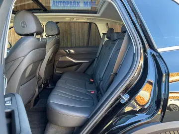 BMW X5 xDrive 45e Leder Navi Panorama AHK HUD Parkas
