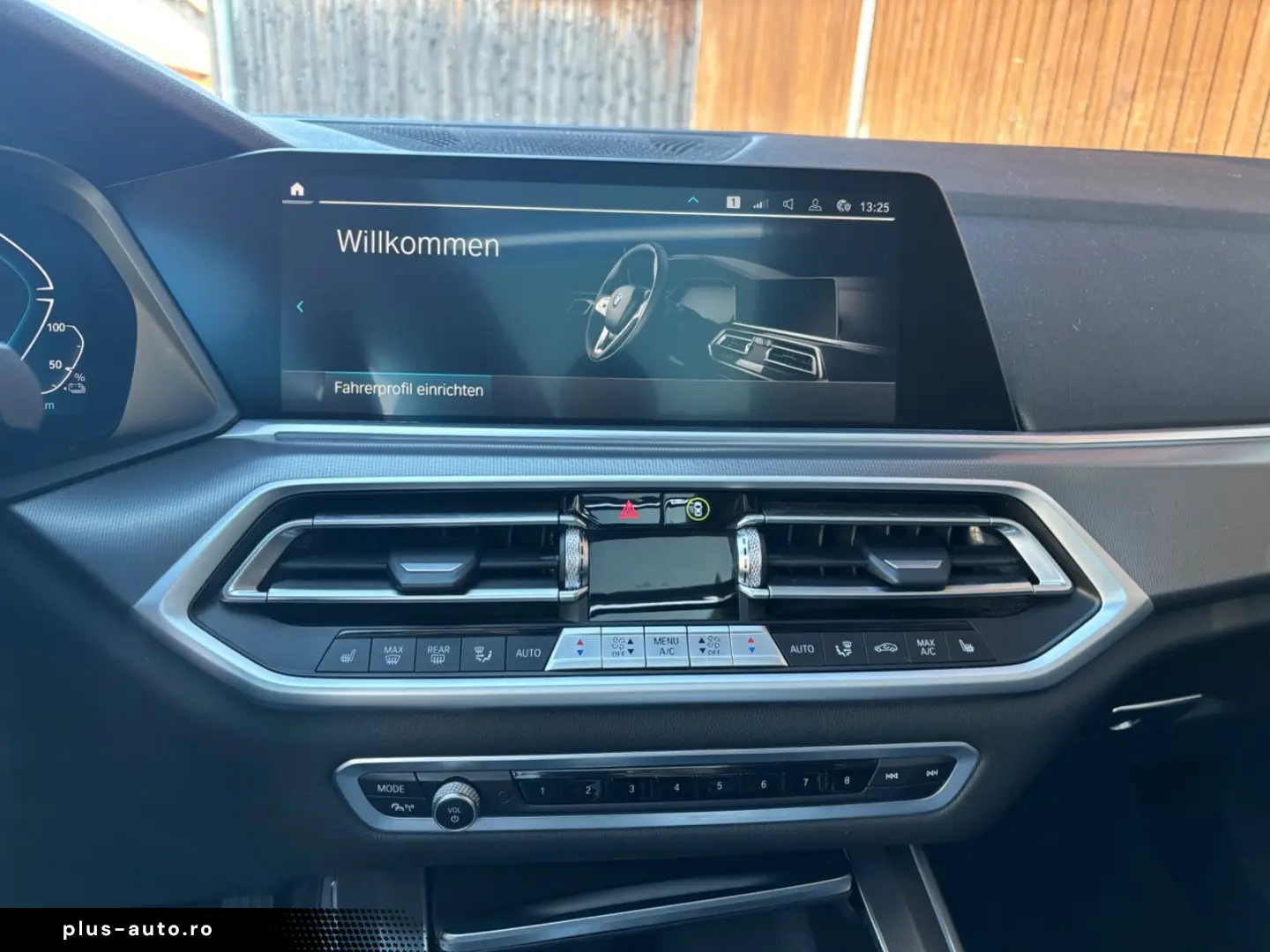 BMW X5 xDrive 45e Leder Navi Panorama AHK HUD Parkas