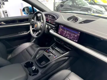 PORSCHE CAYENNE COUPE E-HYBRID