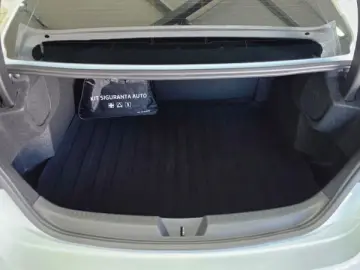 RENAULT MEGANE 1.3 TCe 140 GPF equilibre