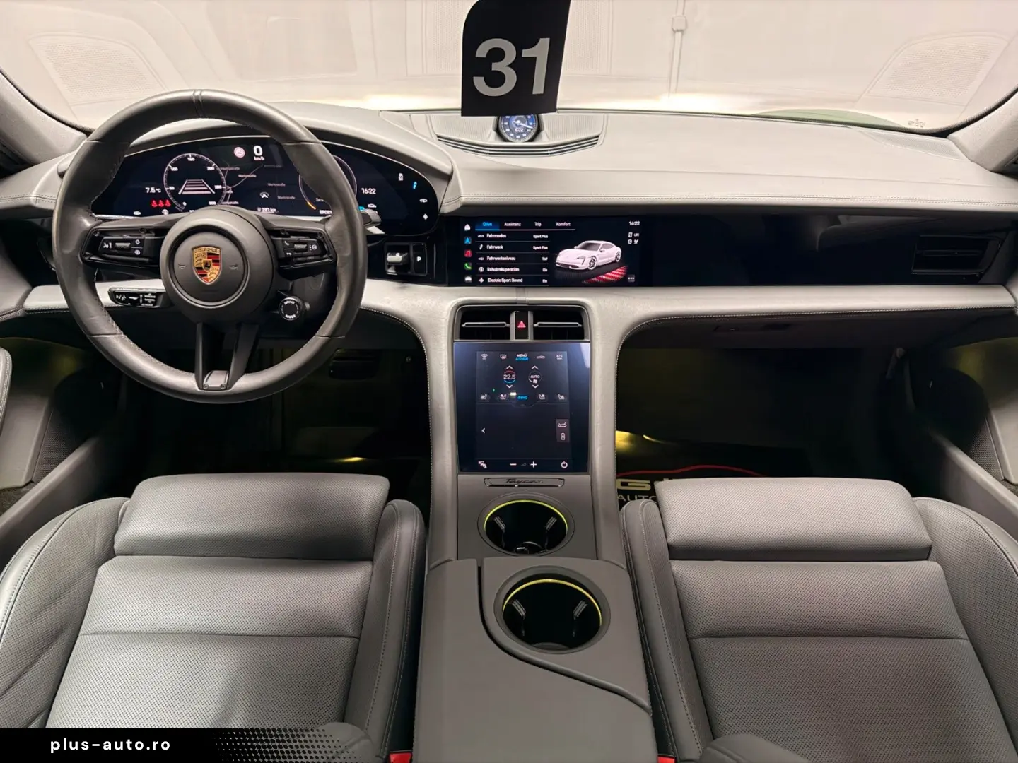 PORSCHE Taycan 4 S HUD Matrix BOSE PANO Kamera Chrono