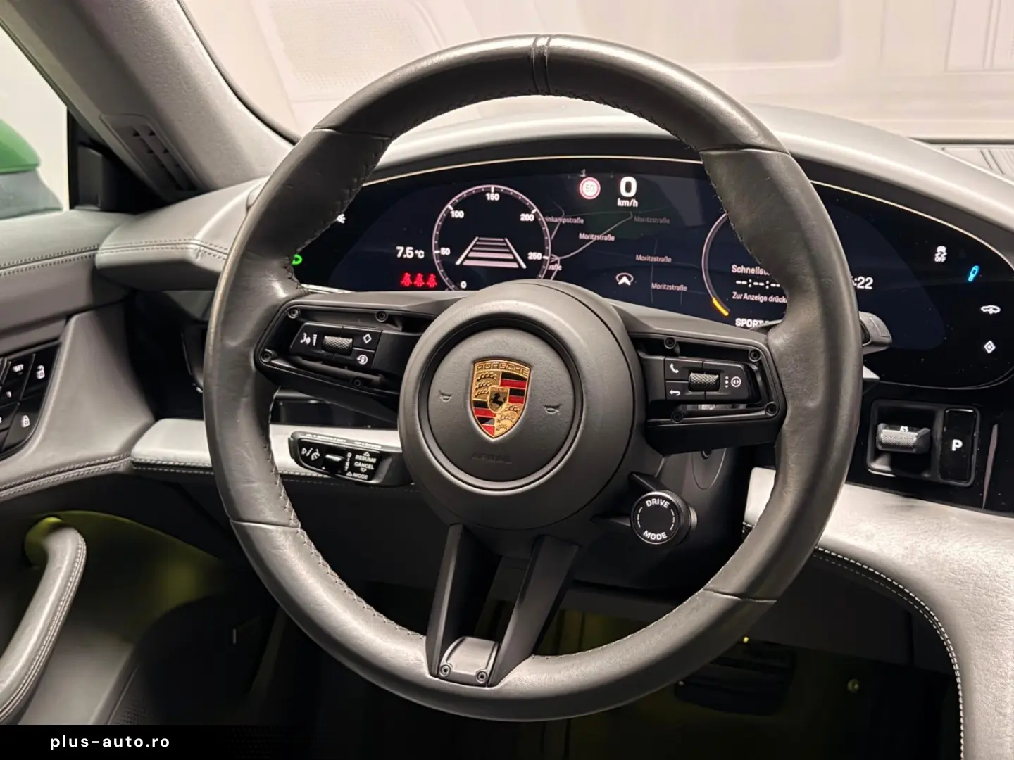 PORSCHE Taycan 4 S HUD Matrix BOSE PANO Kamera Chrono