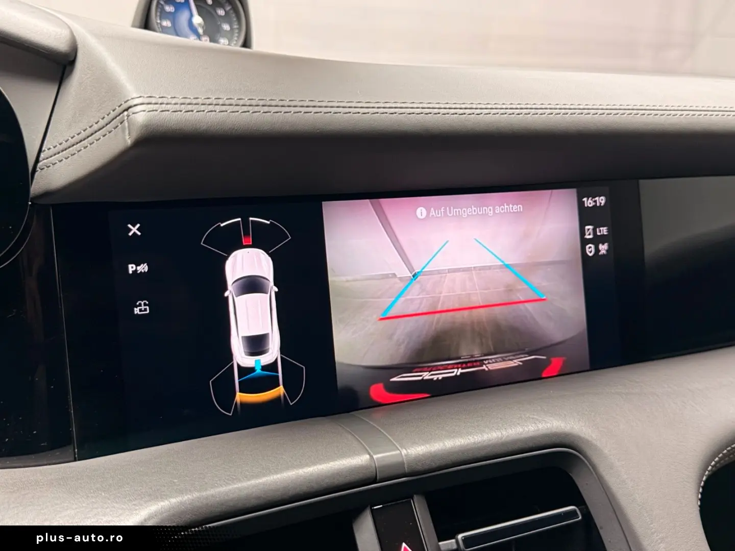 PORSCHE Taycan 4 S HUD Matrix BOSE PANO Kamera Chrono