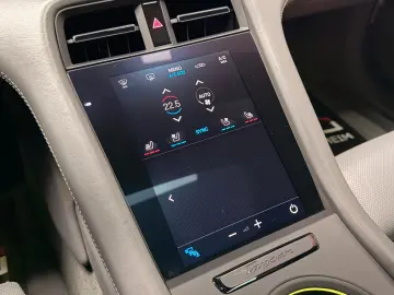 PORSCHE Taycan 4 S HUD Matrix BOSE PANO Kamera Chrono