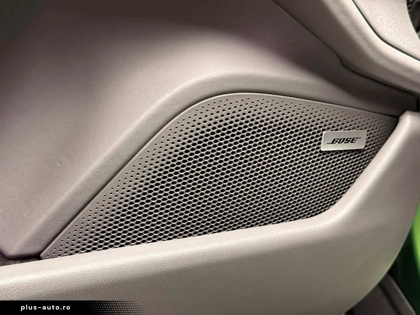 PORSCHE Taycan 4 S HUD Matrix BOSE PANO Kamera Chrono