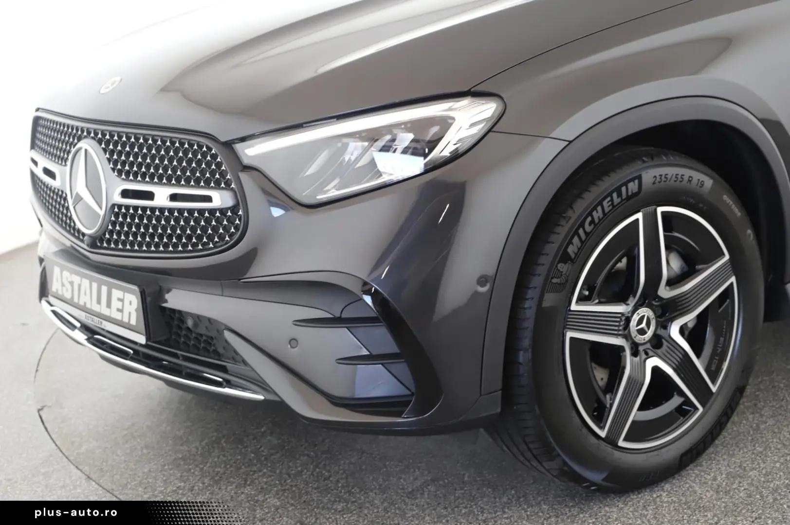 MERCEDES-BENZ GLC 200 4M AMG Line 2x LED PANO Winterp