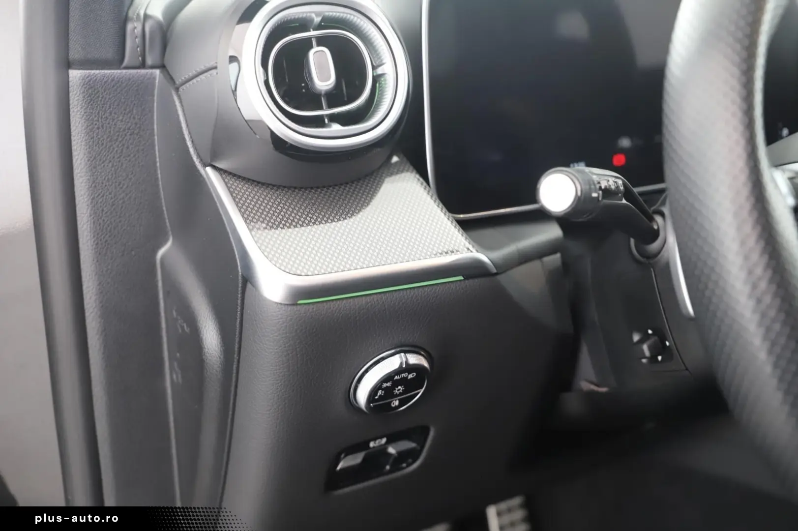 MERCEDES-BENZ GLC 200 4M AMG Line 2x LED PANO Winterp