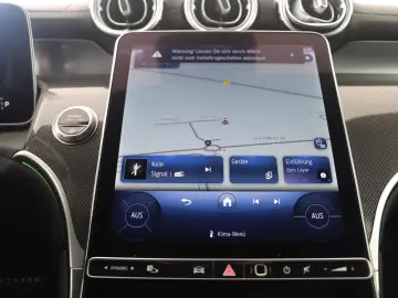 MERCEDES-BENZ GLC 200 4M AMG Line 2x LED PANO Winterp