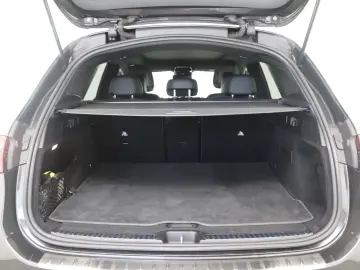 MERCEDES-BENZ GLC 200 4M AMG Line 2x LED PANO Winterp