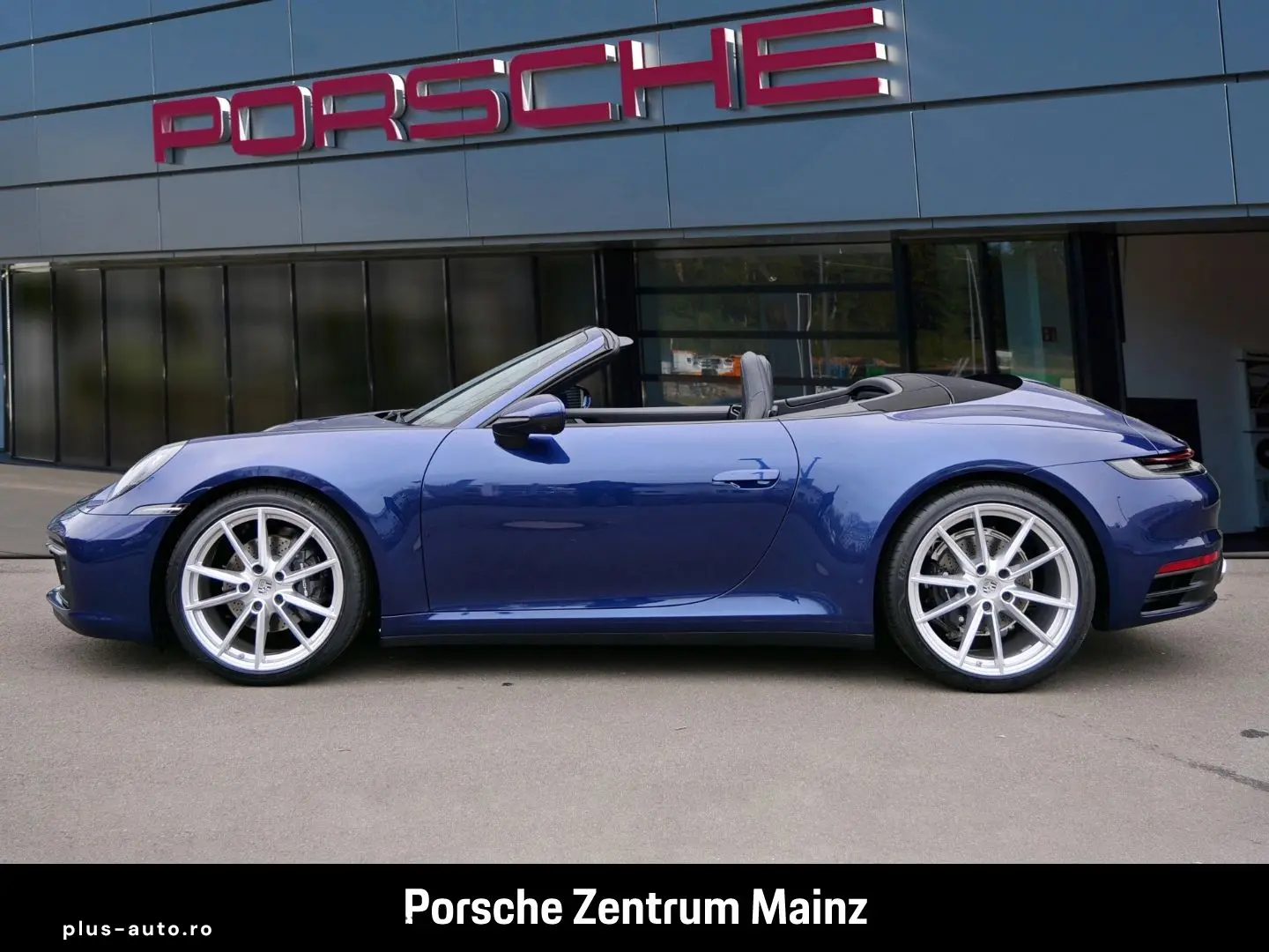 PORSCHE 992 911 Carrera Cabriolet SAGA Bose 360 Kam. 90L
