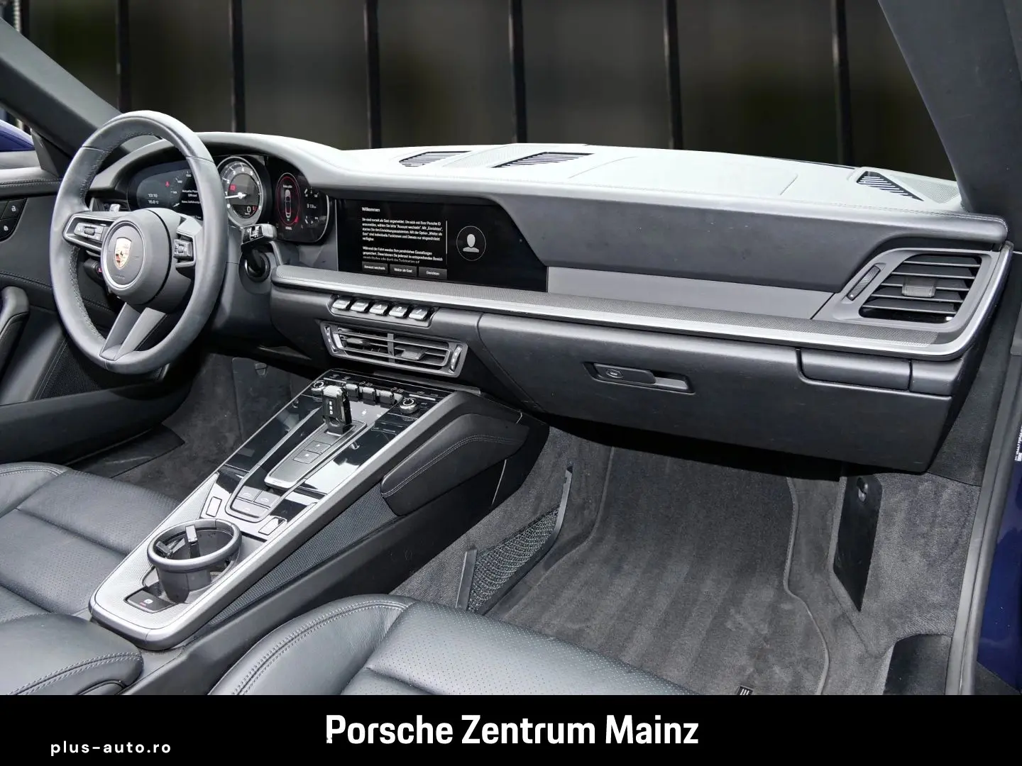 PORSCHE 992 911 Carrera Cabriolet SAGA Bose 360 Kam. 90L