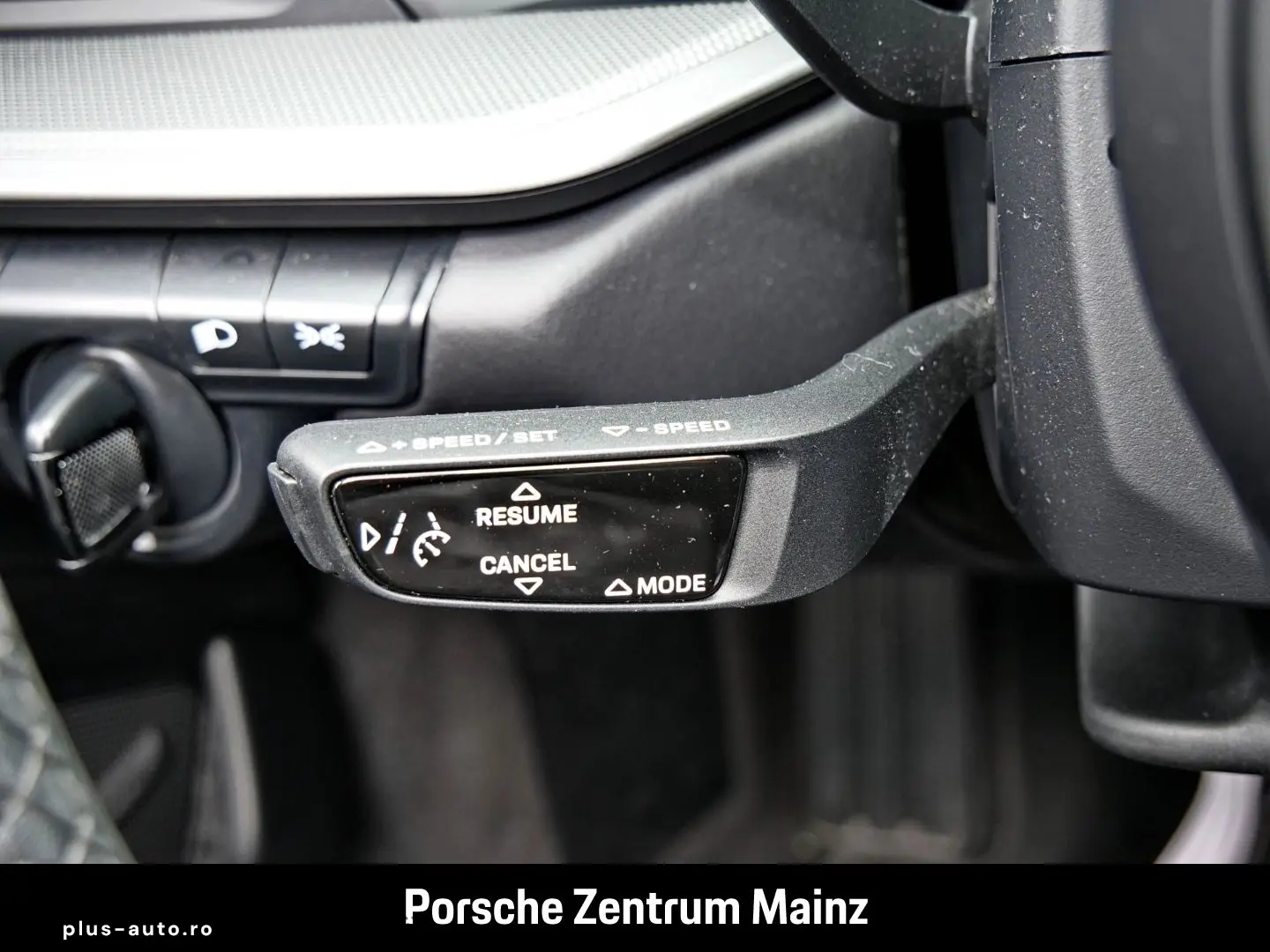 PORSCHE 992 911 Carrera Cabriolet SAGA Bose 360 Kam. 90L