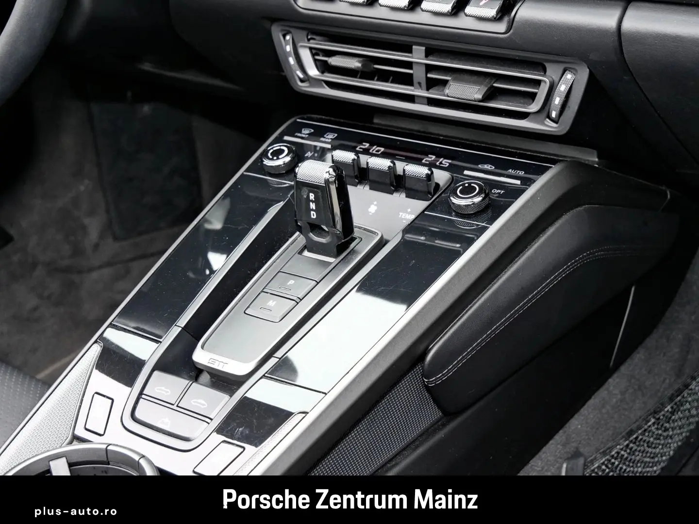 PORSCHE 992 911 Carrera Cabriolet SAGA Bose 360 Kam. 90L