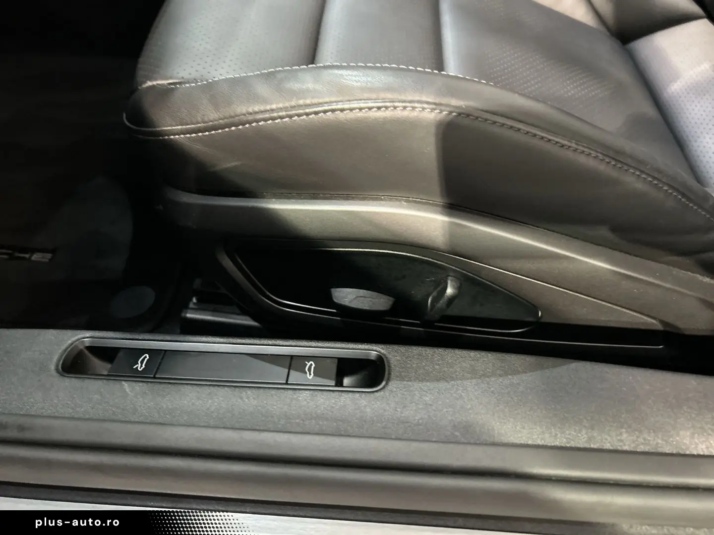 PORSCHE 992 911 Carrera Cabriolet Sportabgasanlage BOSE