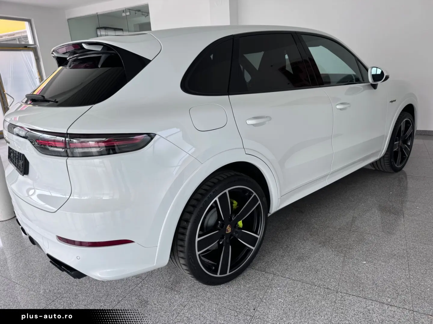 PORSCHE Cayenne E-Hybrid-Sport Design -22 Zoll- Approved