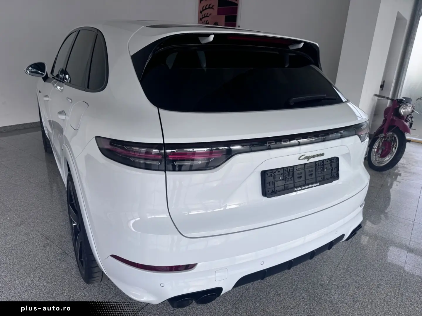 PORSCHE Cayenne E-Hybrid-Sport Design -22 Zoll- Approved