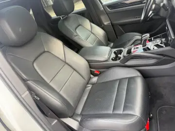 PORSCHE Cayenne E-Hybrid-Sport Design -22 Zoll- Approved