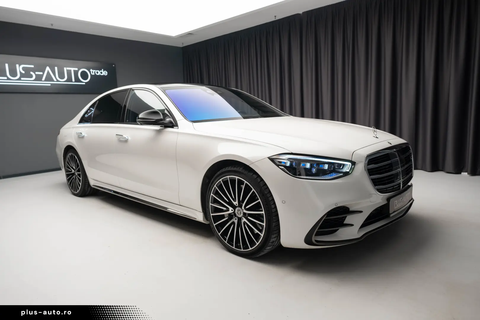 2023 Mercedes-Benz S 580 Long 4M V8 503 CP First Class TV